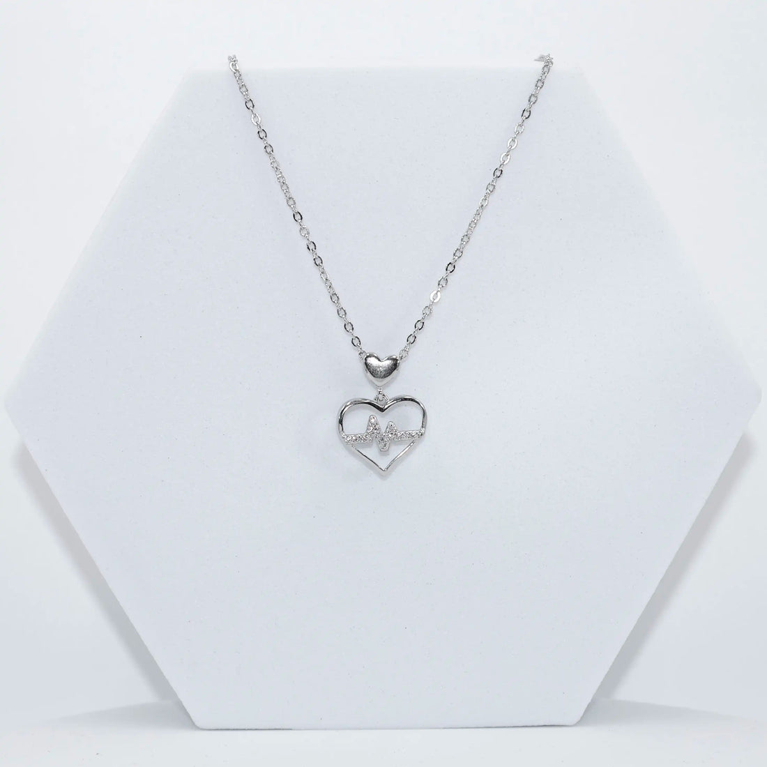 92.50 silver Heart with Beat pendent with chain
