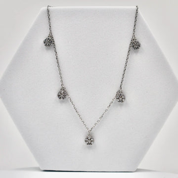 92.50 Silver mini neckless with 5 Dimond flower hangings