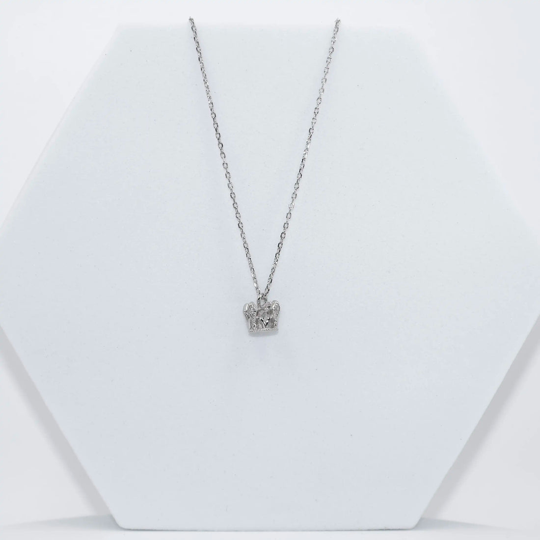 92.50 silver crown pendent with chain