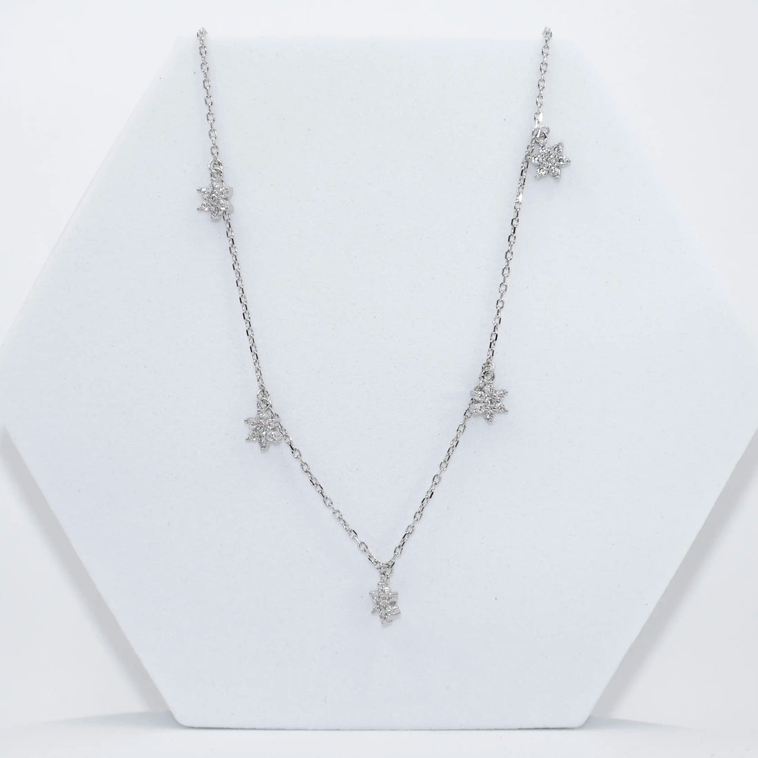 92.50 SILVER mini neckless / chain 5 Dimond  flower hangings