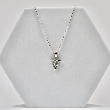 Silver Alphabet V pendent  with Chain